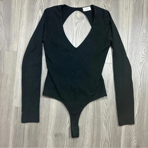 CLYQUE Black Backless Long Sleeve Bodysuit